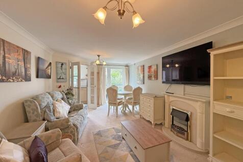 Wesley Court 48 - Living Room.jpg