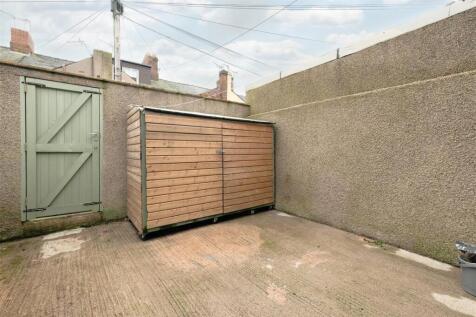 21 Derry Street (18 of 19).jpg