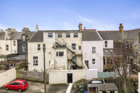 Flat 4, 11 Mount Bradda