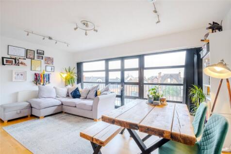 London, SW16 - property photo