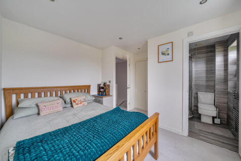 1382407-11-691db4...