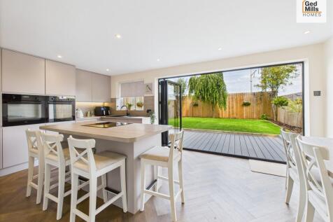 CAM04261G0-PR0072...