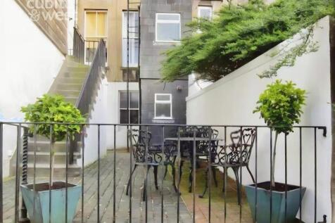 Courtyard Garden