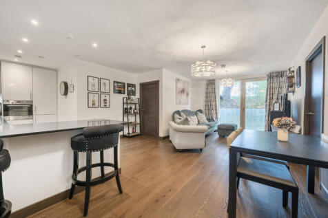 1319824-4-6867b02...