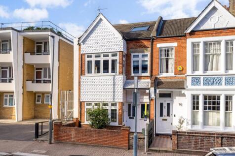 Chelverton Road