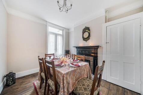 belmont dining room .jpg