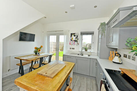 Kitchen/Dining Ro...