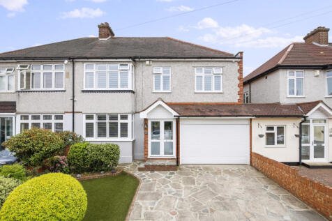 5 Bedroom Semi Detached House for Sale