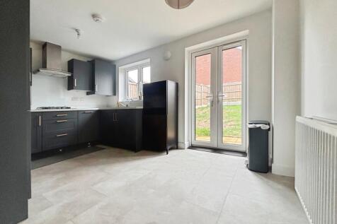 Wuffle Gardens, Nuneaton, Warwickshire, CV11 photo 4