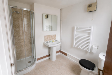Landscape bathroom flat 1.png