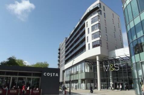 1-bed flat on St Johns Gardens, Bury, BL9, £900/mo