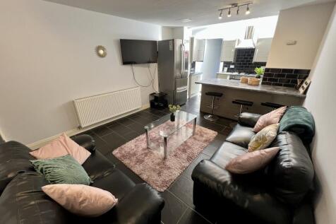 Holly Grove - 6 bed, Selly Oak, West Midlands, B29 photo 2