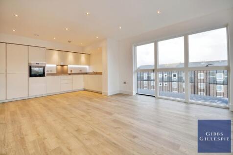 Kitchen / Living Roo