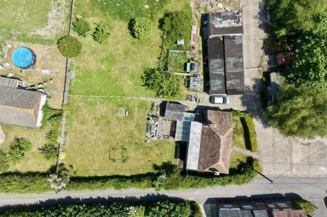 dji_fly_20260527_123008_0006_1779881584941_photo.j
