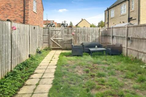 b5ffb295-WhatsApp...