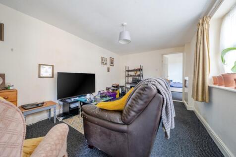 1298474-10-685d51af40579