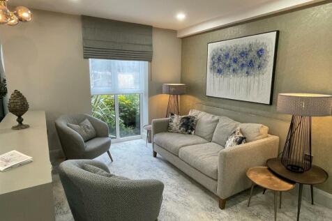 Communal Lounge...jpg