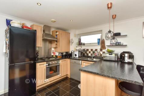 Kitchen/ Living Area