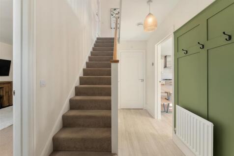 1 Anstee Close, Banbury-3.jpg