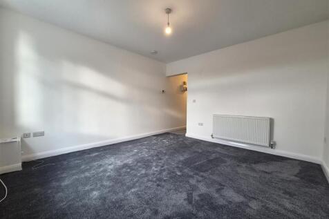 Wellington Road, Ashton-Under-Lyne photo 5