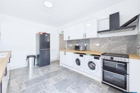 St. Vincent Avenue, Doncaster, South Yorkshire, DN1 photo 5