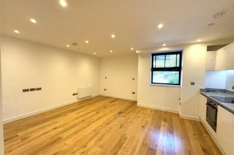 Living Area.jpeg