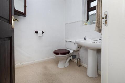 Bramleys Estate Agents - Leeds Road - Mirfield (6)