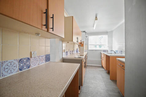 25 Lightwood, Bracknell, Berkshire, RG12 0TR