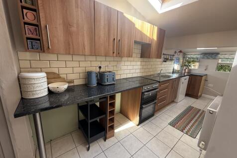 Bovet Street, Wellington, Somerset, TA21 photo 5