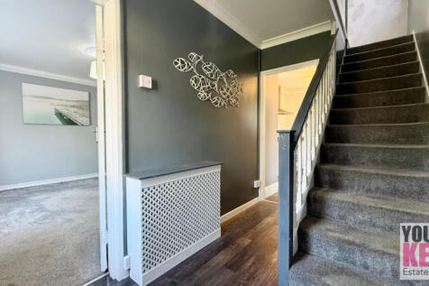 Hythe Estate Agents - Your Key Move. Free property