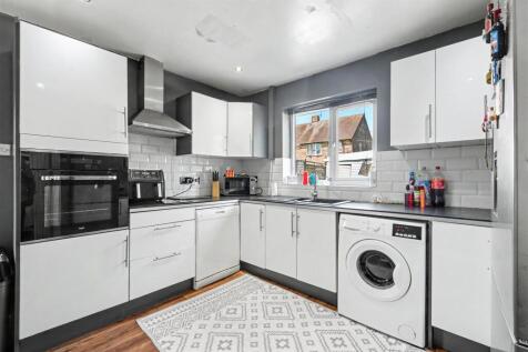 Kitchen_1.jpeg