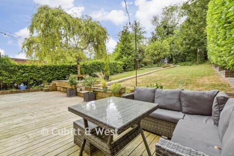 Patio / Decking