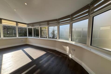 Springs Lane, Ilkley, LS29 photo 4