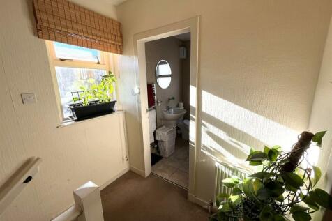 STAIRCASE &amp; LANDING