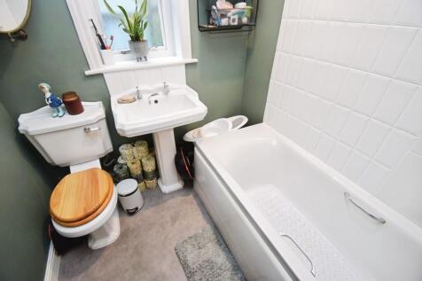 3e4a8167-Bathroom