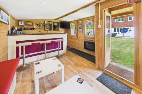 INSIDE SUMMERHOUSE