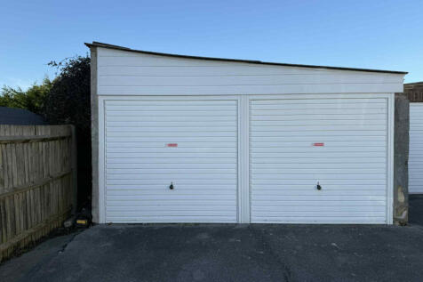 Double garage with rear yard area
