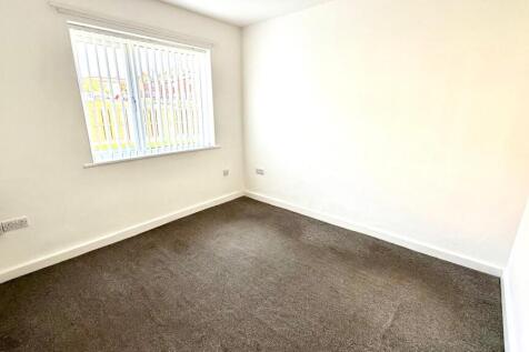 Flat 1, Lupton Road, Lowedges, S8 photo 5