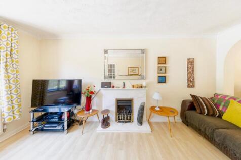 Lily's Property - Living.jpg