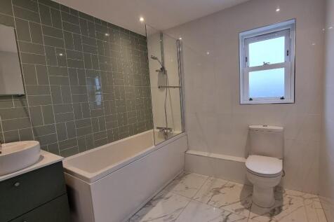 Old Church Road, London, E4 photo 5