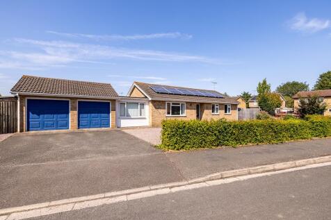 39 Saxon Close (Spalding)-9.jpg