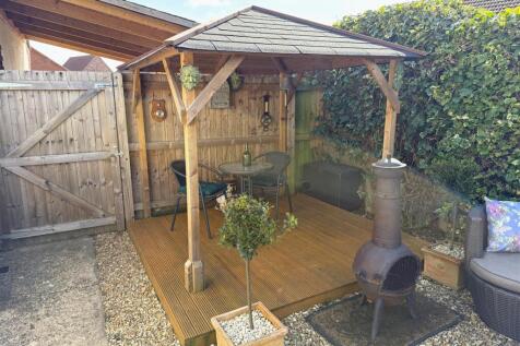 Pergola &amp; Patio.JPG