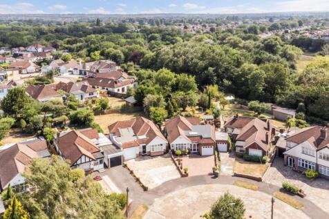 WOODLAND CLOSE