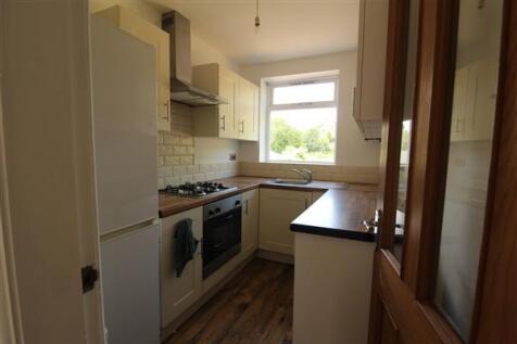 Sandringham Road, Bredbury, Stockport photo 4