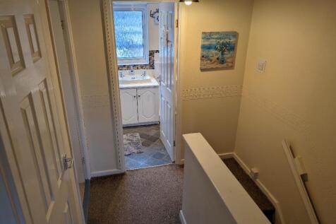 Lanarks Walk, Newcastle-Under-Lyme, ST5 photo 5