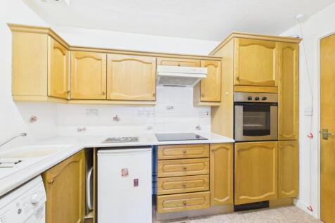 CAM02313G0-PR0099-STILL005