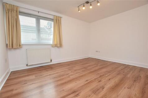 Willowpark Court, Airdrie, Lanarkshire, ML6 photo 5