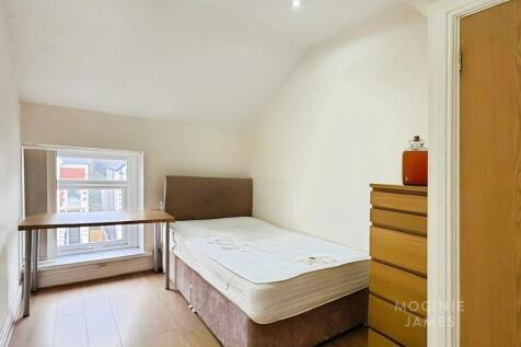 Colum Road, Cathays, Cardiff, CF10 photo 3