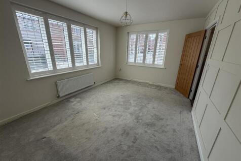 Windell Drive, Bury St. Edmunds photo 5