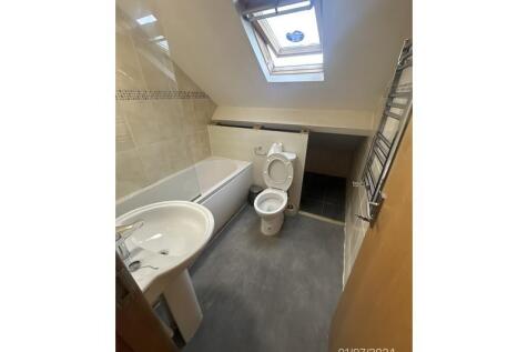Richards Street, Cathays photo 4